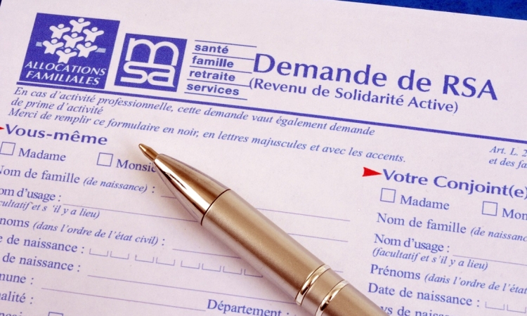 RSA : comprendre les aides et solutions pour en bénéficier en 2025